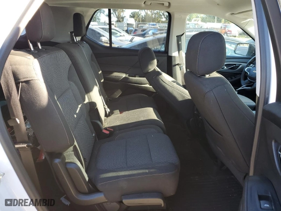 2018 Chevrolet Traverse LS with VIN 1GNERFKW4JJ107636, listed as a Copart auction lot 45601985 with 84,302 mi miles and Non Repairable. Bid and sale history available at carsss.com. Image 11.