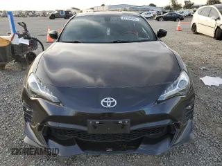 2019 Toyota 86 GT with VIN JF1ZNAE11K9702655, listed as a Copart auction lot 42194845 with 40,800 mi miles and Salvage Title. Bid and sale history available at carsss.com. Image 5.