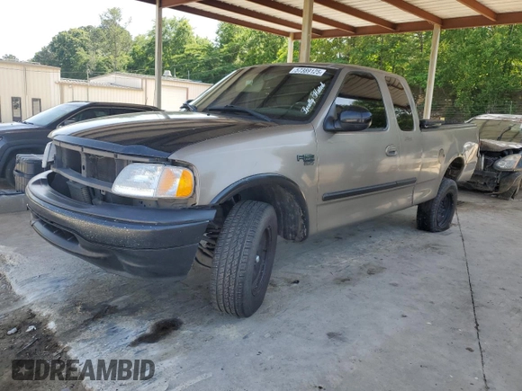 2001 Ford F-150 XL с VIN 1FTRX17L61NB04439, выставлен на аукционе Copart как лот 57389125 с пробегом Не указан миль и Списание • Salvage title. История ставок и продаж доступна на DreamBid. Изображение 1.