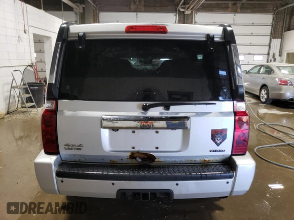 2010 Jeep Commander Limited с VIN 1J4RG5GT4AC115792, выставлен на аукционе Copart как лот 75232204 с пробегом 181 521 миль миль и Списание • Salvage title. История ставок и продаж доступна на DreamBid. Изображение 6.