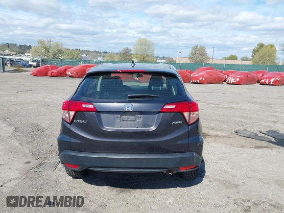2018 Honda HR-V LX with VIN 3CZRU6H37JG708010, listed as a IAAI auction lot 42059990 with 100,822 mi miles. Bid and sale history available at carsss.com. Image 17.