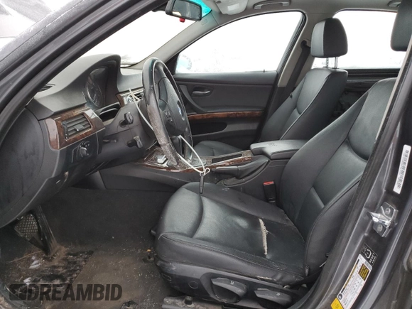 2006 BMW 3 Series 325xi with VIN WBAVD13516KV03960, listed as a Copart auction lot 88263105 with 0 mi miles and Clean Title. Bid and sale history available at carsss.com. Image 7.