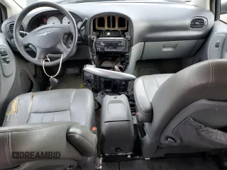 2005 Chrysler Town & Country Touring z VIN 2C4GP54L85R204487, wystawiony jako Copart lot #78522974 z przebiegiem 184 042 mil mil oraz Nie do naprawy • Non repairable. Historia ofert i sprzedaży dostępna na DreamBid. Obrazek 8.