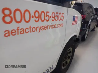 2014 Chevrolet Express Cargo z VIN 1GCSGAFXXE1166574, wystawiony jako IAAI lot #42353832 z przebiegiem 185 789 mil mil oraz . Historia ofert i sprzedaży dostępna na DreamBid. Obrazek 1.