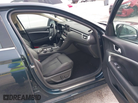 2025 Genesis G70 2.5T with VIN KMTG34SC0SU153835, listed as a IAAI auction lot 42586687 with 17,312 mi miles and . Bid and sale history available at DreamBid. Image 5.