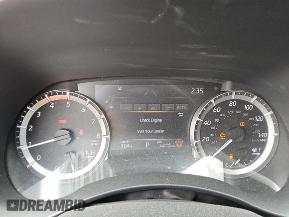 2024 Toyota Highlander LE z VIN 5TDKDRBH2RS553666, wystawiony jako Copart lot #57512875 z przebiegiem 44 772 mil mil oraz Czysty tytuł • Clean title. Historia ofert i sprzedaży dostępna na DreamBid. Obrazek 9.
