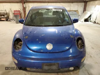 2004 Volkswagen New Beetle Coupe GLS with VIN 3VWCK31C34M422989, listed as a Copart auction lot 77594674 with 212,116 mi miles and Salvage Title. Bid and sale history available at carsss.com. Image 5.