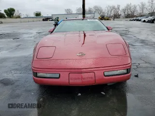1992 Chevrolet Corvette z VIN 1G1YY23P1N5114236, wystawiony jako Copart lot #44253965 z przebiegiem 119 101 mil mil oraz Szkoda całkowita • Salvage title. Historia ofert i sprzedaży dostępna na DreamBid. Obrazek 5.