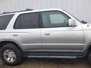 1999 Toyota 4Runner SR5 with VIN JT3HN86RXX0232435, listed as a IAAI auction lot 41473618 with 267,054 mi miles. Bid and sale history available at carsss.com. Image 14.