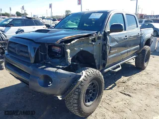 2010 Toyota Tacoma PreRunner with VIN 3TMJU4GNXAM100347, listed as a IAAI auction lot 41382997 with NaN miles. Bid and sale history available at carsss.com. Image 20.