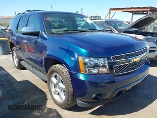 2007 Chevrolet Tahoe LTZ с VIN 1GNFK13087R371118, выставлен на аукционе IAAI как лот 42820906 с пробегом 49 907 миль миль и . История ставок и продаж доступна на DreamBid. Изображение 1.