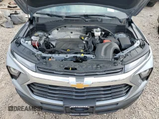 2024 Chevrolet TrailBlazer LS with VIN KL79MMS25RB052353, listed as a Copart auction lot 69180094 with 4,871 mi miles and Salvage Title. Bid and sale history available at DreamBid. Image 12.