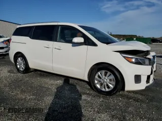 2017 Kia Sedona LX with VIN KNDMB5C1XH6335661, listed as a Copart auction lot 51413225 with 133,903 mi miles and Salvage Title. Bid and sale history available at DreamBid. Image 4.