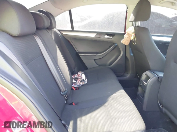 2015 Volkswagen Jetta SE с VIN 3VWD07AJ4FM407209, выставлен на аукционе IAAI как лот 42262291 с пробегом 125 207 миль миль и . История ставок и продаж доступна на DreamBid. Изображение 8.