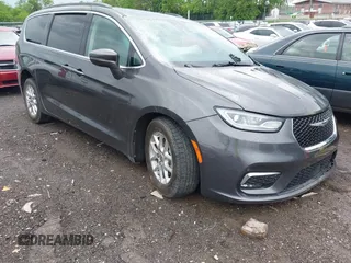 2022 Chrysler Pacifica Touring L with VIN 2C4RC1BG8NR116770, listed as a IAAI auction lot 42093616 with 98,479 mi miles and . Bid and sale history available at DreamBid. Image 1.