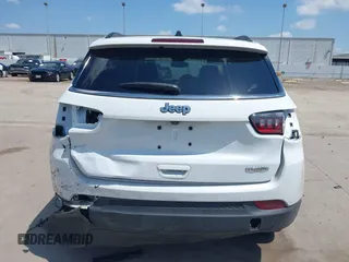 2022 Jeep Compass Latitude with VIN 3C4NJCBB8NT137619, listed as a IAAI auction lot 42211859 with 31,319 mi miles and . Bid and sale history available at DreamBid. Image 17.