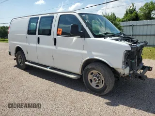 2019 GMC Savana Cargo z VIN 1GTW7AFGXK1216533, wystawiony jako Copart lot #58608405 z przebiegiem 222 344 mil mil oraz Szkody całkowita. Historia ofert i sprzedaży dostępna na DreamBid. Obrazek 4.