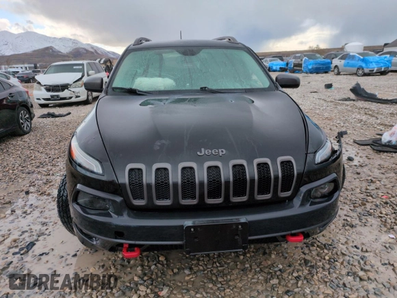 2014 Jeep Cherokee Trailhawk with VIN 1C4PJMBS1EW211570, listed as a Copart auction lot 51465845 with 156,320 mi miles and Salvage Title. Bid and sale history available at carsss.com. Image 5.
