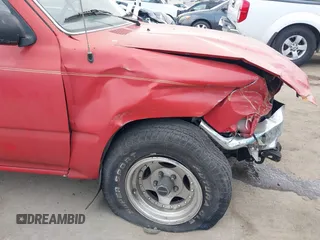 1989 Toyota Pickup DLX with VIN JT4RN93P8K0004371, listed as a IAAI auction lot 42126597 with 180,609 mi miles and . Bid and sale history available at DreamBid. Image 15.