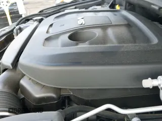 2018 Jeep Grand Cherokee Altitude z VIN 1C4RJEAG7JC300938, wystawiony jako IAAI lot #42684350 z przebiegiem 51 594 mil mil oraz . Historia ofert i sprzedaży dostępna na DreamBid. Obrazek 19.