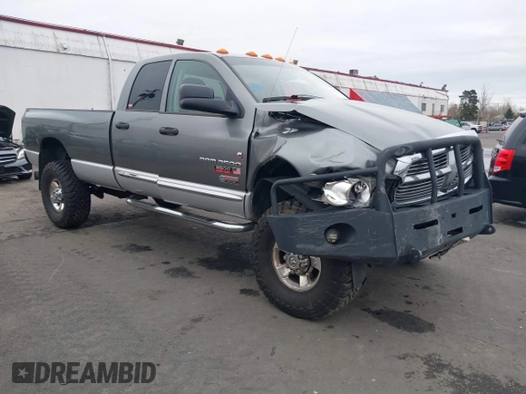 2005 Dodge 3500 SLT z VIN 3D7LS38C25G773780, wystawiony jako IAAI lot #41580108 z przebiegiem 195 662 mil mil oraz . Historia ofert i sprzedaży dostępna na DreamBid. Obrazek 1.