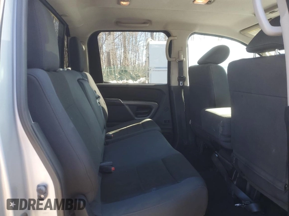 2015 Nissan Titan S with VIN 1N6AA0EJ2FN500348, listed as a Copart auction lot 46836565 with 369,147 mi miles and Clean Title. Bid and sale history available at carsss.com. Image 10.