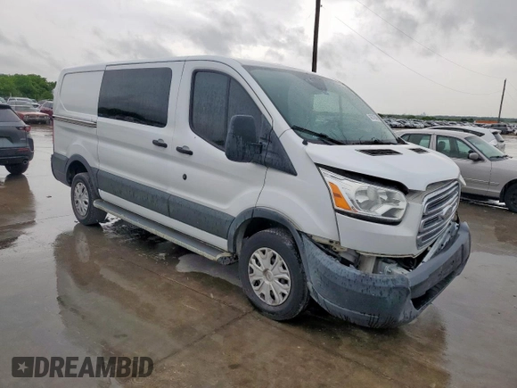 2018 Ford Transit z VIN 1FTYR1YM5JKA92251, wystawiony jako Copart lot #48747645 z przebiegiem 88 808 mil mil oraz Szkoda całkowita • Salvage title. Historia ofert i sprzedaży dostępna na DreamBid. Obrazek 4.
