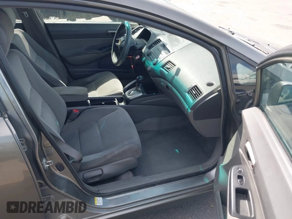 2008 Honda Civic LX with VIN 2HGFA16508H349331, listed as a IAAI auction lot 42078127 with 211,570 mi miles and . Bid and sale history available at DreamBid. Image 5.