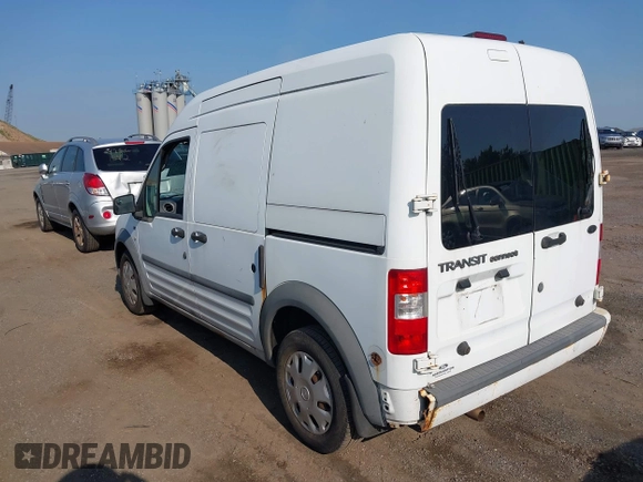 2010 Ford Transit Connect XLT z VIN NM0LS7DN9AT004230, wystawiony jako IAAI lot #42655333 z przebiegiem 123 774 mil mil oraz . Historia ofert i sprzedaży dostępna na DreamBid. Obrazek 3.