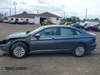 2020 Volkswagen Jetta S with VIN 3VWN57BU0LM086425, listed as a IAAI auction lot 42511761 with 32,644 mi miles and . Bid and sale history available at DreamBid. Image 15.