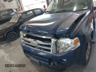 2008 Ford Expedition Max SSV с VIN 1FMFK165X8LA03880, выставлен на аукционе IAAI как лот 42324066 с пробегом 109 473 миль миль и . История ставок и продаж доступна на DreamBid. Изображение 6.