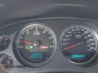 2007 Chevrolet Tahoe LS with VIN 1GNFC13C87R308432, listed as a IAAI auction lot 41740545 with 251,195 mi miles and . Bid and sale history available at DreamBid. Image 7.