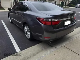2013 Lexus ES 4dr Sdn with VIN JTHBK1GG1D2025414, listed as a Copart auction lot 54969495 with 147,431 mi miles and Clean Title. Bid and sale history available at carsss.com. Image 3.