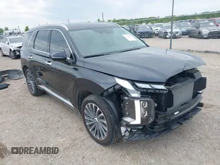2024 Hyundai Palisade Calligraphy z VIN KM8R7DGE4RU786205, wystawiony jako IAAI lot #42189668 z przebiegiem 12 080 mil mil oraz . Historia ofert i sprzedaży dostępna na DreamBid. Obrazek 1.
