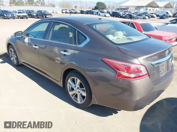 2013 Nissan Altima SV with VIN 1N4AL3APXDC233967, listed as a IAAI auction lot 41515998 with 65,666 mi miles and . Bid and sale history available at DreamBid. Image 3.