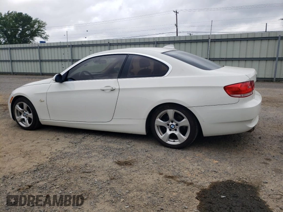 2009 BMW 3 Series 328i with VIN WBAWV13509P122108, listed as a Copart auction lot 55055875 with 136,947 mi miles and Salvage title. Bid and sale history available at DreamBid. Image 2.