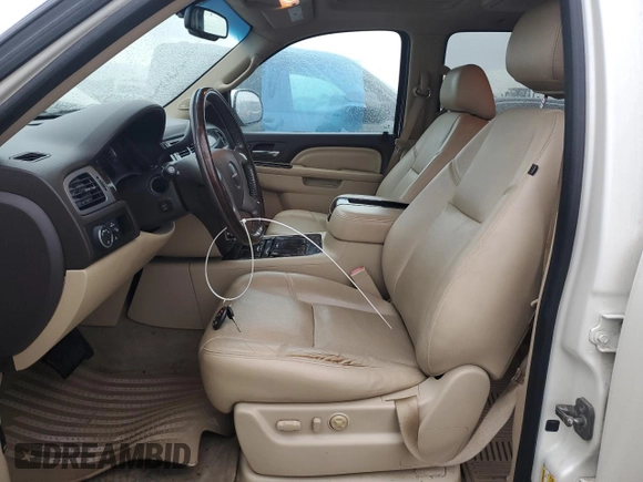 2014 GMC Yukon Denali with VIN 1GKS2EEF0ER102970, listed as a Copart auction lot 73739364 with 125,312 mi miles and Non Repairable. Bid and sale history available at carsss.com. Image 7.