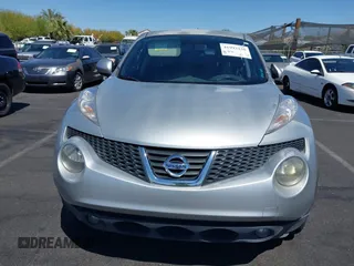 2011 Nissan Juke SL with VIN JN8AF5MV2BT020603, listed as a IAAI auction lot 41992330 with 147,765 mi miles. Bid and sale history available at carsss.com. Image 6.