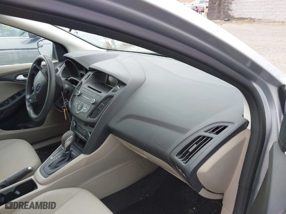 2017 Ford Focus SE with VIN 1FADP3K28HL259610, listed as a IAAI auction lot 41704100 with 98,766 mi miles. Bid and sale history available at carsss.com. Image 5.