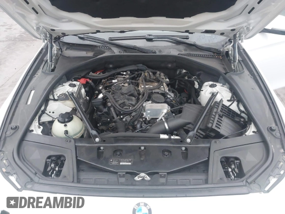 2014 BMW 5 Series 528i with VIN WBA5A5C53ED504191, listed as a IAAI auction lot 41771759 with 91,397 mi miles. Bid and sale history available at carsss.com. Image 10.