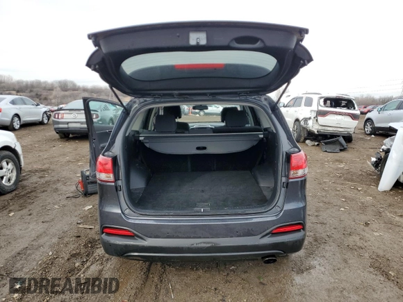 2017 Kia Sorento LX with VIN 5XYPG4A3XHG206927, listed as a Copart auction lot 46653575 with 102,423 mi miles and Salvage Title. Bid and sale history available at carsss.com. Image 6.