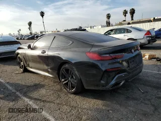 2019 BMW 8 Series M850i xDrive z VIN WBABC4C55KBU95900, wystawiony jako Copart lot #89306305 z przebiegiem Nie podano mil oraz Tytuł czysty. Historia ofert i sprzedaży dostępna na DreamBid. Obrazek 2.