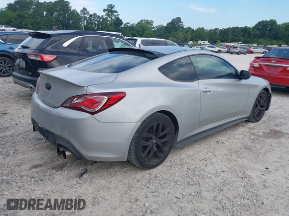 2013 Hyundai Genesis Coupe Premium z VIN KMHHT6KD0DU110084, wystawiony jako IAAI lot #42326661 z przebiegiem 90 233 mil mil oraz . Historia ofert i sprzedaży dostępna na DreamBid. Obrazek 4.