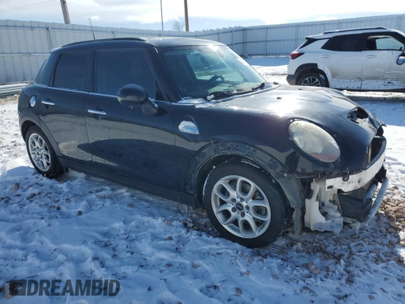 2016 MINI Hardtop 4 Door S with VIN WMWXU3C53G2B62859, listed as a Copart auction lot 43968975 with 92,412 mi miles and Salvage title. Bid and sale history available at DreamBid. Image 4.