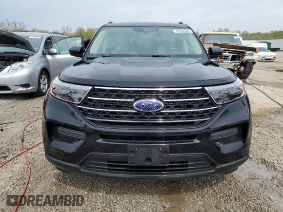 2020 Ford Explorer XLT z VIN 1FMSK8DH2LGB68702, wystawiony jako Copart lot #52386325 z przebiegiem 28 562 mil mil oraz Szkoda całkowita • Salvage title. Historia ofert i sprzedaży dostępna na DreamBid. Obrazek 5.