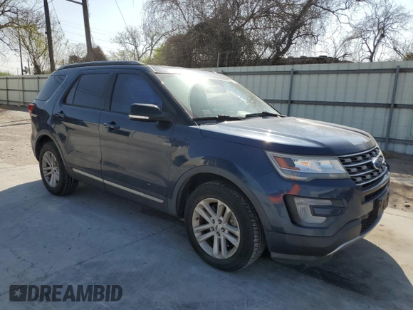 2017 Ford Explorer XLT with VIN 1FM5K7D81HGD39924, listed as a Copart auction lot 49189455 with 145,920 mi miles and Salvage Title. Bid and sale history available at DreamBid. Image 4.