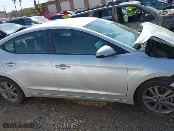 2018 Hyundai Elantra SEL with VIN 5NPD84LF2JH292787, listed as a IAAI auction lot 41899024 with 68,218 mi miles. Bid and sale history available at carsss.com. Image 13.
