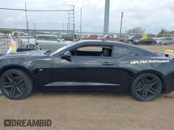 2018 Chevrolet Camaro 2SS with VIN 1G1FH1R70J0186772, listed as a IAAI auction lot 41569033 with Not provided miles and . Bid and sale history available at DreamBid. Image 15.