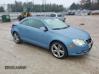2007 Volkswagen Eos 2.0T with VIN WVWFA71F97V020442, listed as a Copart auction lot 85250704 with 119,618 mi miles and Salvage Title. Bid and sale history available at DreamBid. Image 4.