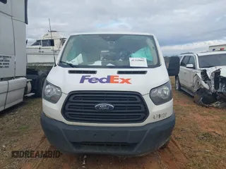 2018 Ford Transit Cargo with VIN 1FTYE2YM3JKA96638, listed as a IAAI auction lot 41319002 with Not Provided miles. Bid and sale history available at carsss.com. Image 12.